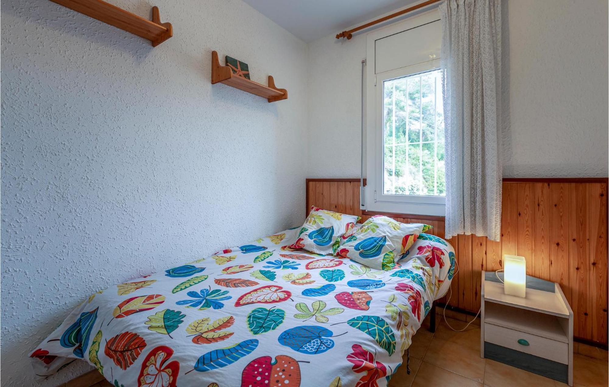 Hébergement de vacances Awesome In With House Sea View Santa Susanna